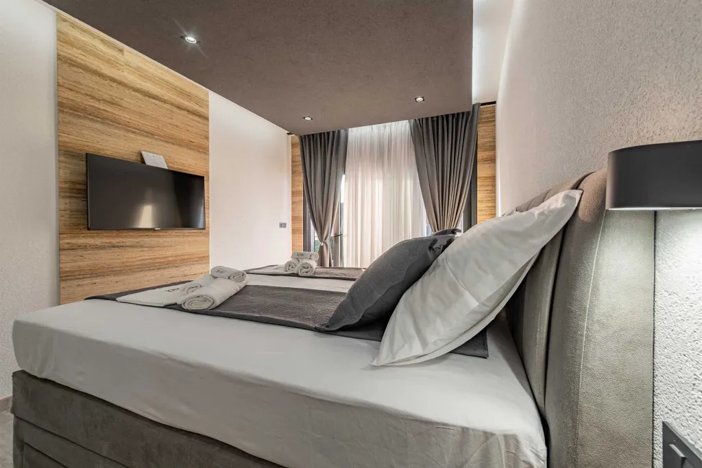 Privlaka Villa for 10 with Heated Pool & Terrace
