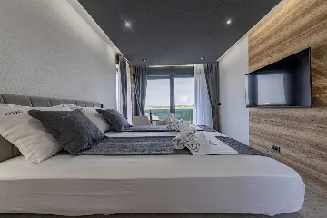 Privlaka Villa for 10 with Heated Pool & Terrace