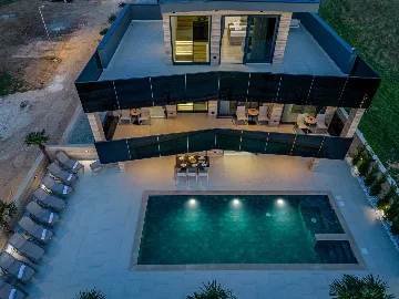 Privlaka Villa for 10 with Heated Pool & Terrace