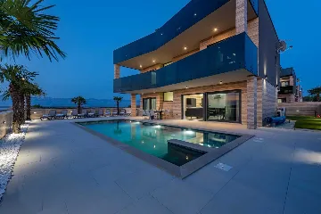 Modern 5-Bedroom Villa in Privlaka for 10 Guests