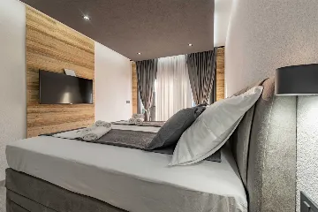 Modern 5-Bedroom Villa in Privlaka for 10 Guests