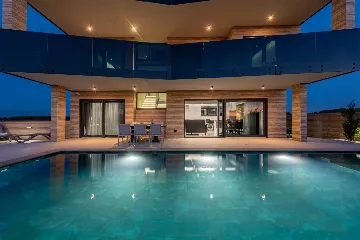 Modern 5-Bedroom Villa in Privlaka for 10 Guests