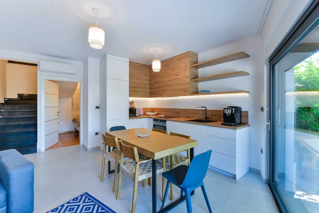4-Bedroom Villa in Vodice for Up to 10 Guests