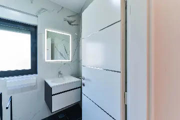 4-Bedroom Villa in Vodice for Up to 10 Guests