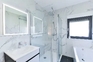 4-Bedroom Villa in Vodice for Up to 10 Guests