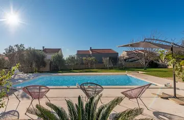 Spacious Villa in Zadar with Private Pool for 16