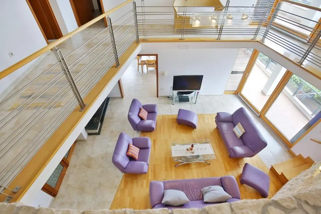 Spacious Villa in Zadar with Private Pool for 16