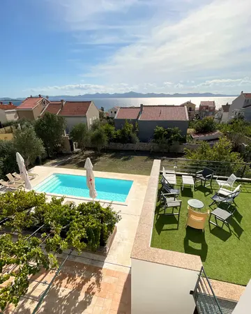 Spacious Villa in Zadar with Private Pool for 16