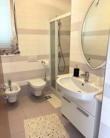 Spacious Villa in Zadar with Private Pool for 16