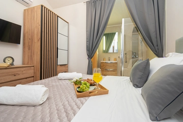 Stone Villa in Posedarje with Private Pool