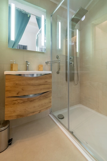 Stone Villa in Posedarje with Private Pool