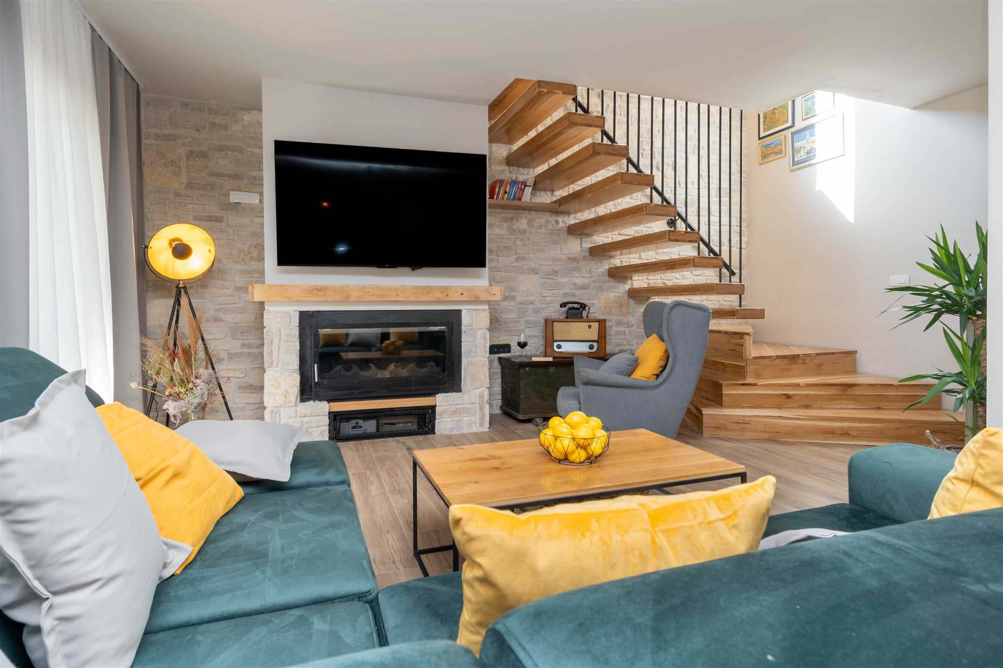 CROWONDER Villa Olive garden Platinum with swimming pool and jacuzzi