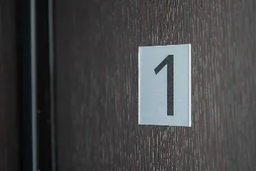 Sea-View 2-Bedroom Apartment for 5 in Pag