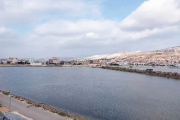 Pag Sea-View Apartment with Balcony for 5 Guests