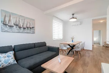 Pag Sea-View Apartment with Balcony for 5 Guests