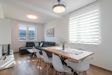 Pag Sea-View Apartment with Balcony for 5 Guests