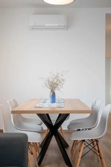 Pag Sea-View Apartment with Balcony for 5 Guests