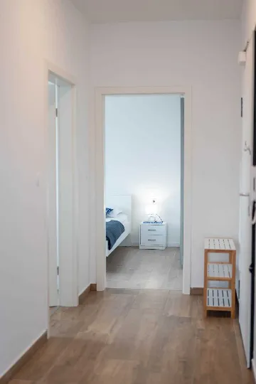 Pag Sea-View Apartment with Balcony for 5 Guests