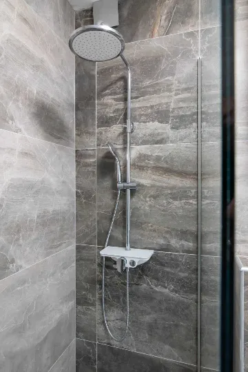 Pag Apartment with Sea View Balcony for 5