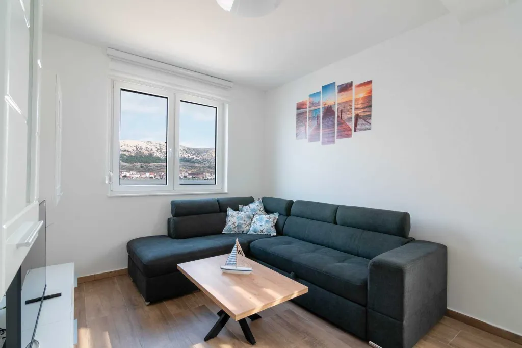 Pag Apartment with Sea View Balcony for 5