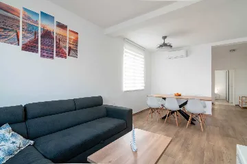 Pag Apartment with Sea View Balcony for 5