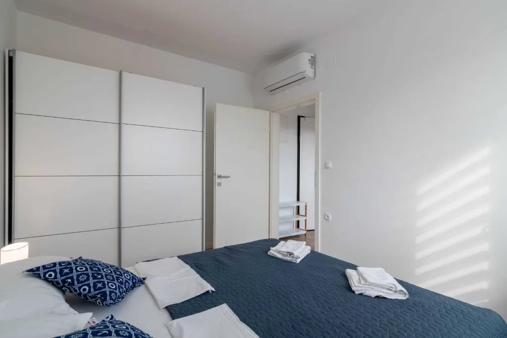 Pag Apartment with Sea View Balcony for 5