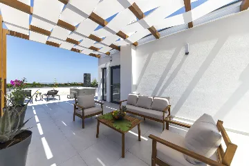 3-Bedroom Villa in Zaton with Heated Pool & Jacuzzi