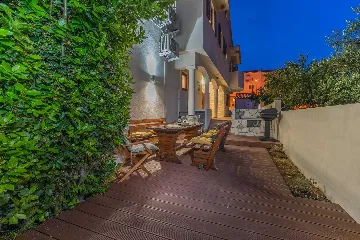 Family Villa with Heated Pool & Sauna in Sveti Filip i Jakov