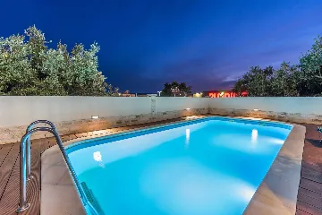 Family Villa with Heated Pool & Sauna in Sveti Filip i Jakov