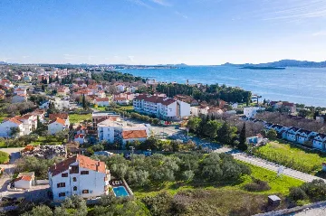 Family Villa with Heated Pool & Sauna in Sveti Filip i Jakov