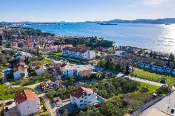 Family Villa with Heated Pool & Sauna in Sveti Filip i Jakov