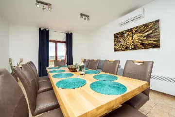 Family Villa with Heated Pool & Sauna in Sveti Filip i Jakov