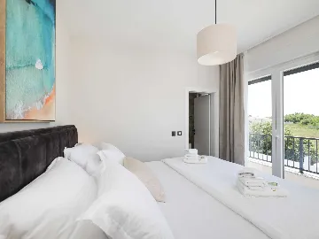 Villa in Privlaka for 8 with Heated Pool & Jacuzzi