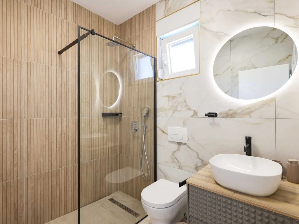 Villa in Privlaka for 8 with Heated Pool & Jacuzzi