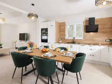 Villa in Privlaka for 8 with Heated Pool & Jacuzzi