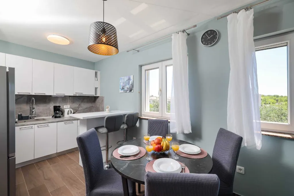 Privlaka Apartment with Private Jacuzzi & Sea View