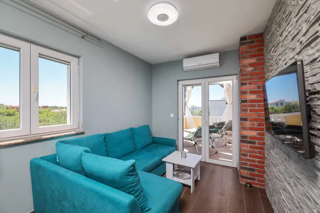 Privlaka Apartment with Private Jacuzzi & Sea View
