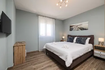 Privlaka 2-Bedroom Apartment for Up to 5