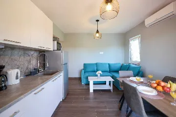 Privlaka 2-Bedroom Apartment for Up to 5