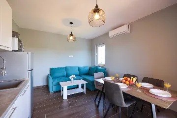 Privlaka 2-Bedroom Apartment for Up to 5