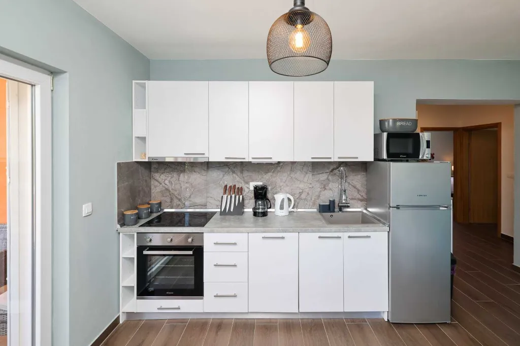 Privlaka 2-Bedroom Apartment for Up to 5