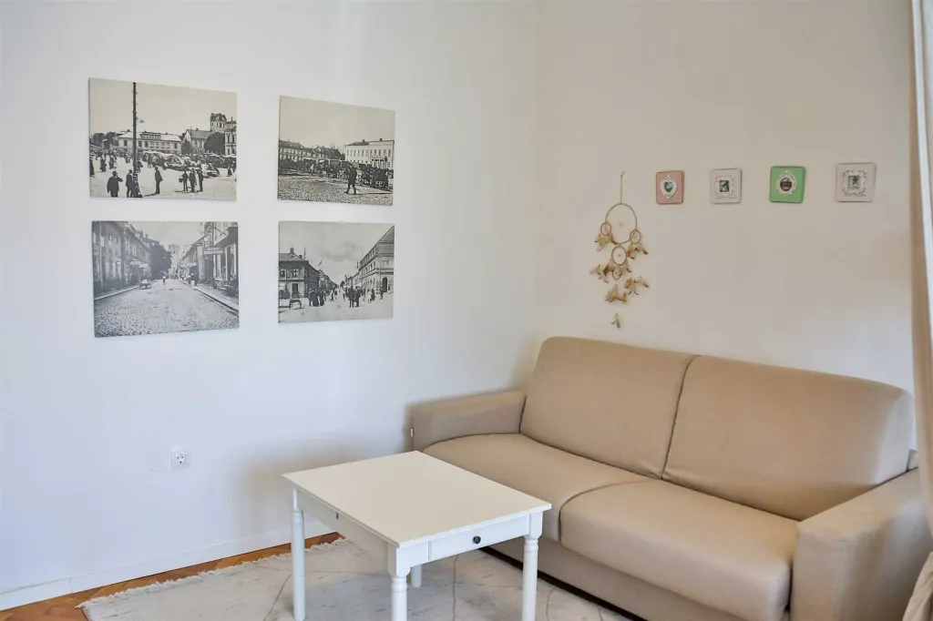 Ljubljana 2-Bedroom Apartment for up to 5