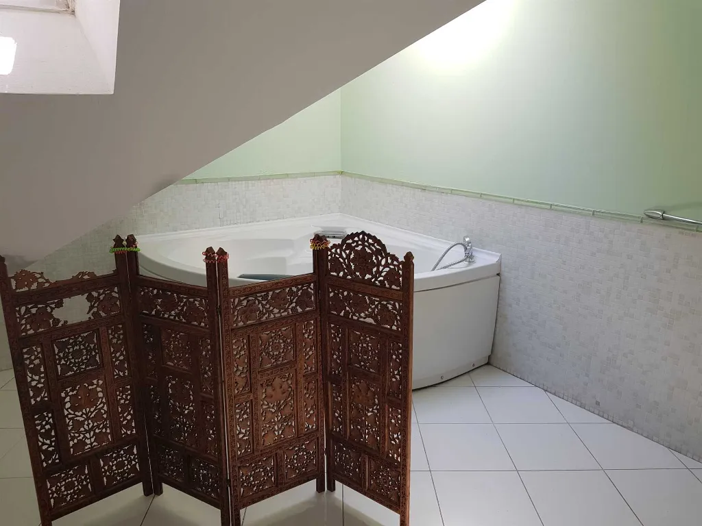 Two-Bedroom Apartment with River Views in Ljubljana