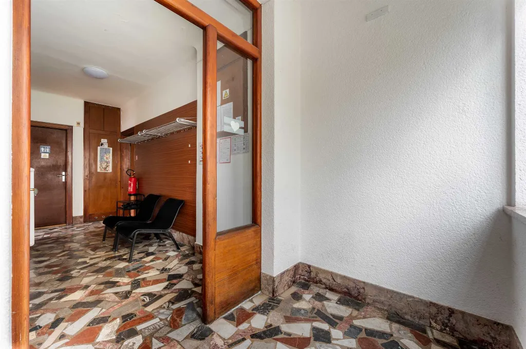 5-Bedroom House in Ljubljana for Up to 12 Guests