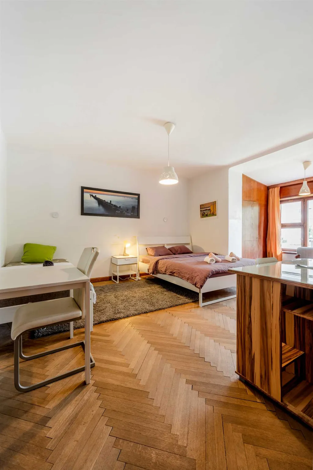 5-Bedroom House in Ljubljana for Up to 12 Guests