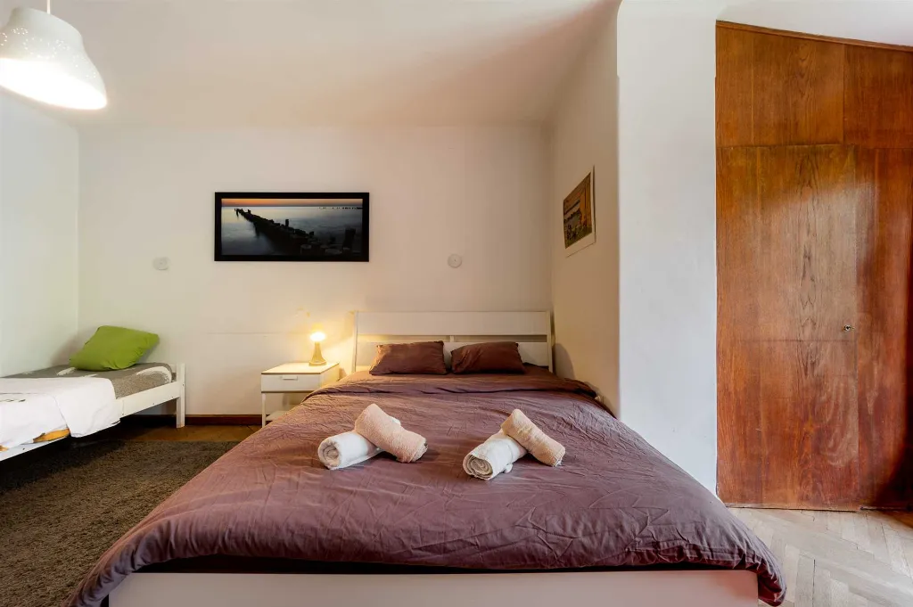 5-Bedroom House in Ljubljana for Up to 12 Guests