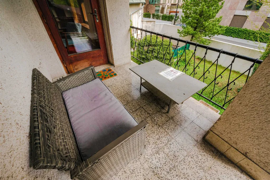 5-Bedroom House in Ljubljana for Up to 12 Guests