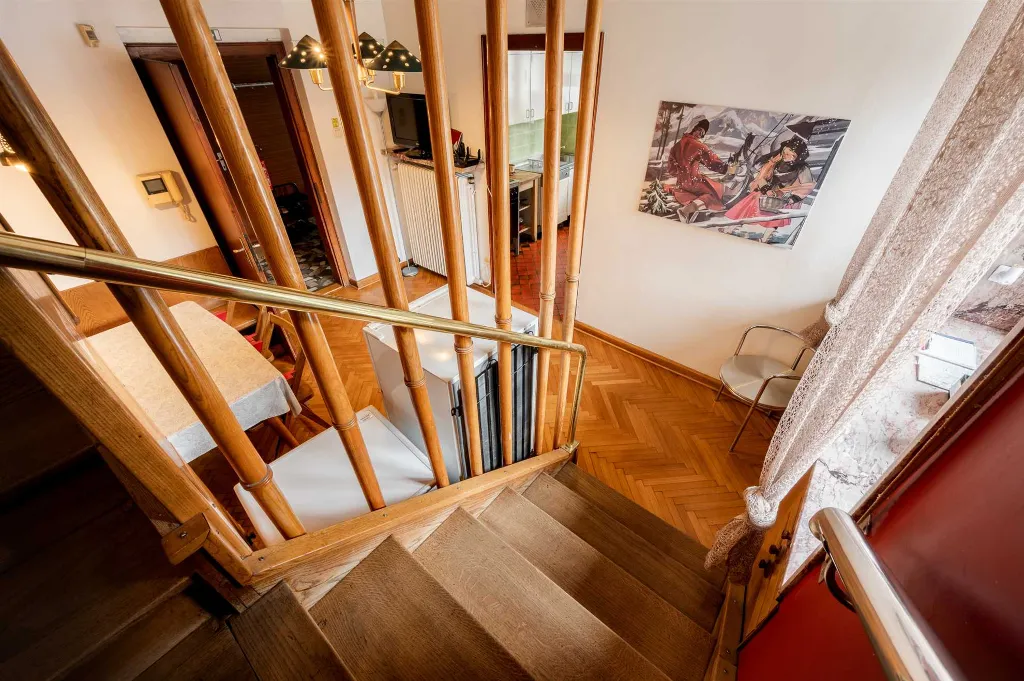 5-Bedroom House in Ljubljana for Up to 12 Guests