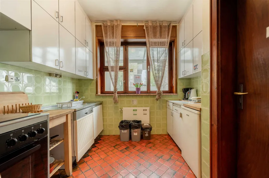 5-Bedroom House in Ljubljana for Up to 12 Guests