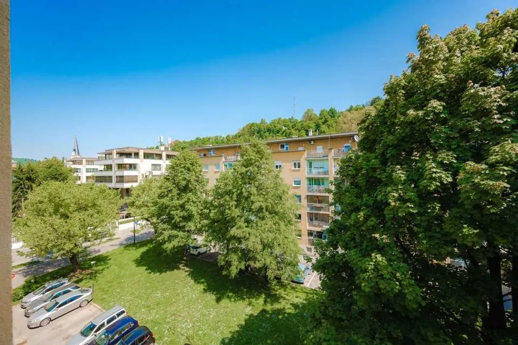 Two-Bedroom Apartment in Ljubljana for Up to 5